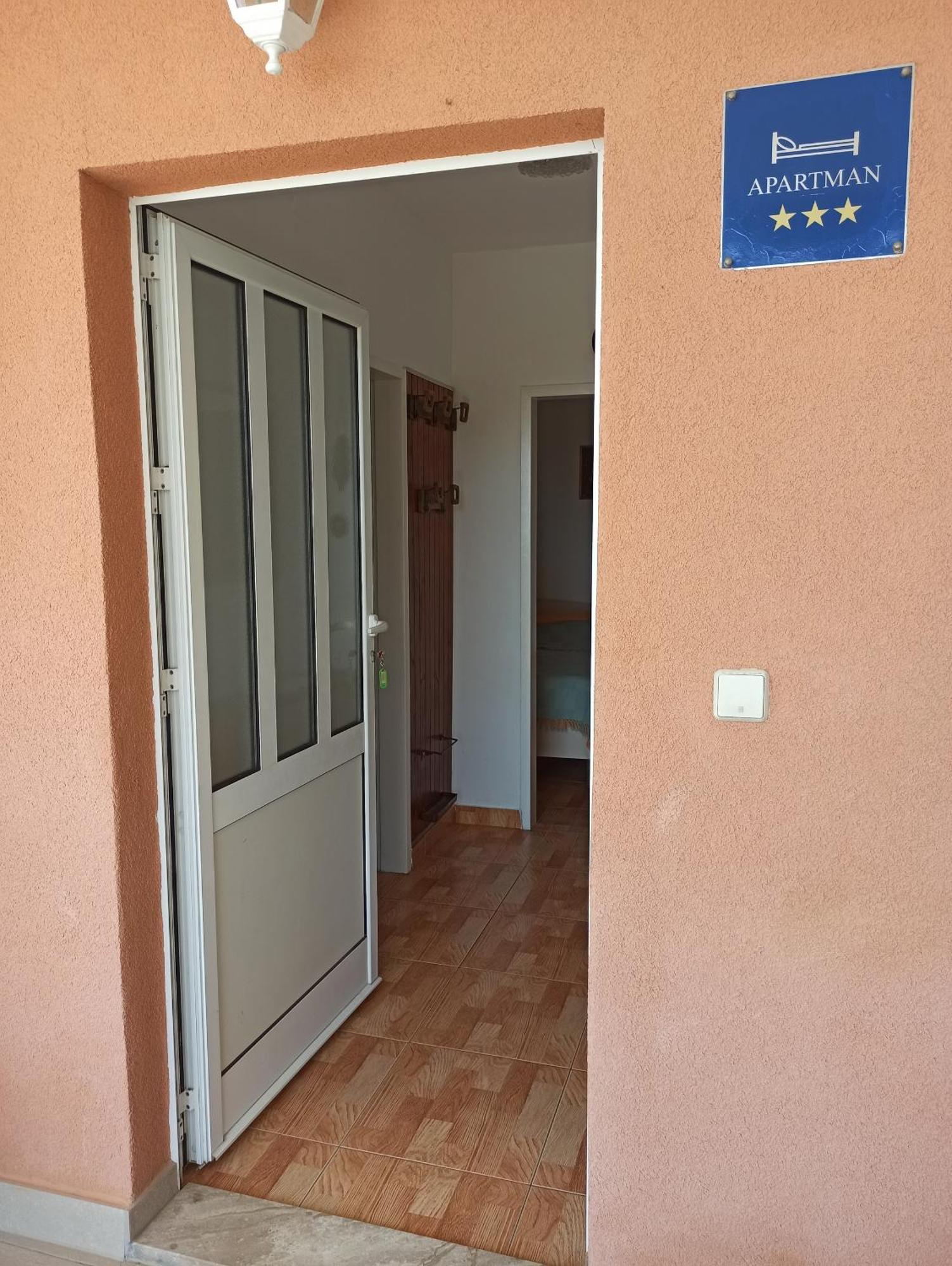 Apartments By The Sea Podgora, Makarska - 2593 מראה חיצוני תמונה